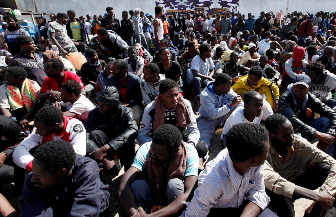 Migranti, sgominata banda internazionale di trafficanti d’uomini
