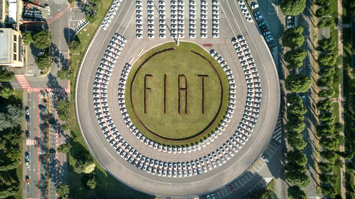 Fca conferma: trattative per una possibile fusione con Peugeot