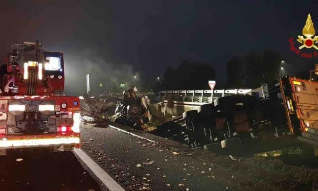 Maxi incidente sull’autostrada A4 Torino-Milano, traffico in tilt