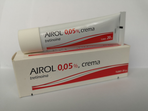 Crema anti acne ritirata