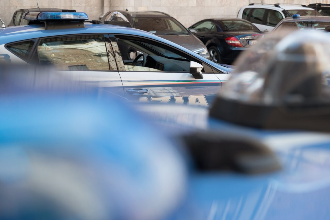 Rapinarono un cittadino cinese, arrestati nomadi