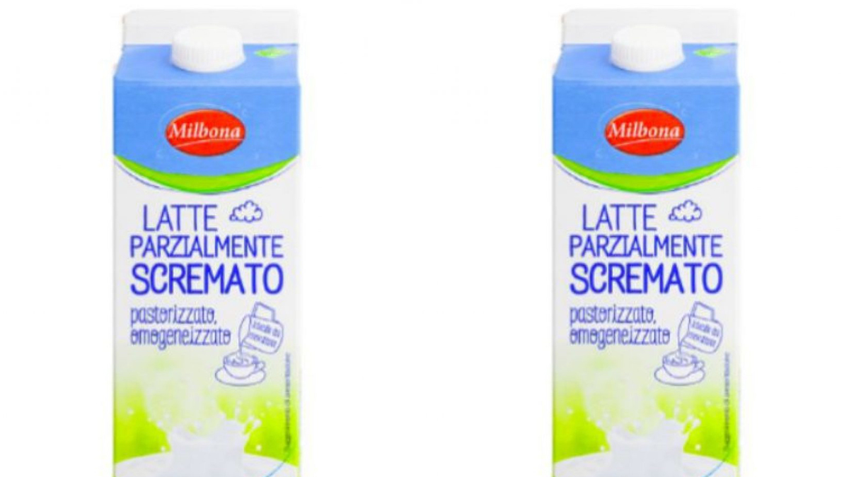 Lidl richiama latte parzialmente scremato Milbona per rischio microbiologico