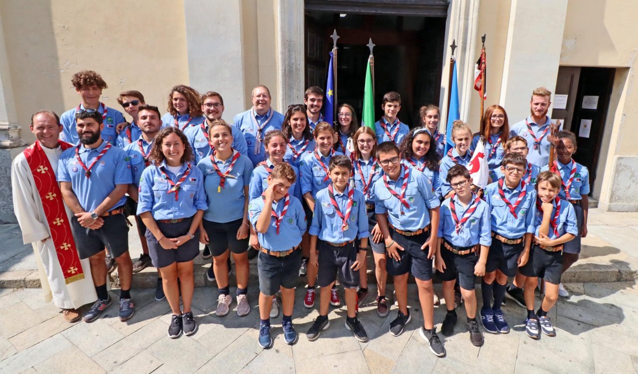 Alla fiera sparisce il borsello degli scout
