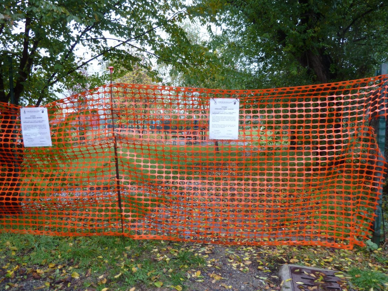 Atti vandalici al parco: i bimbi sono senza giochi