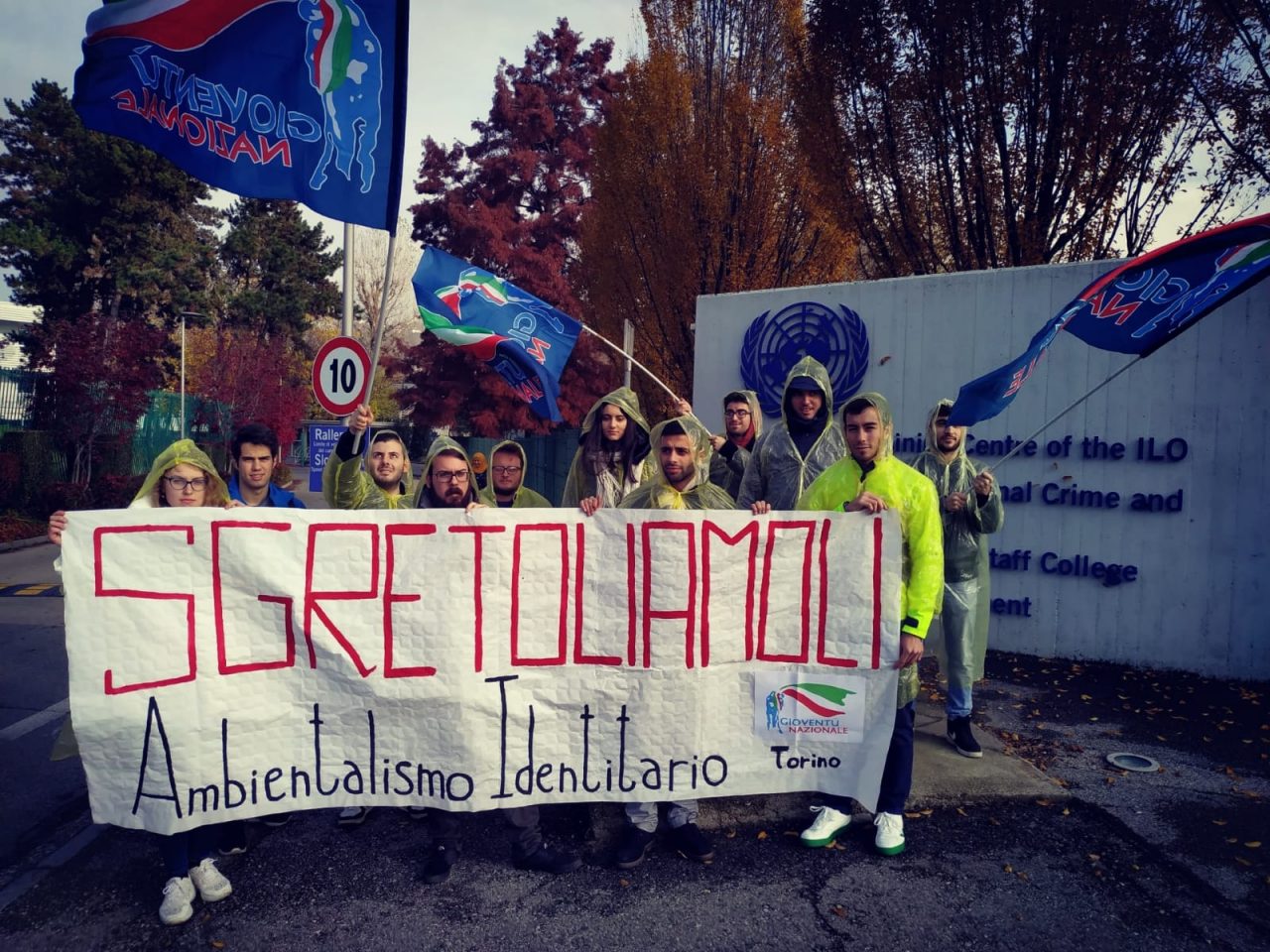 Blitz di Gioventù Nazionale al Campus di Torino