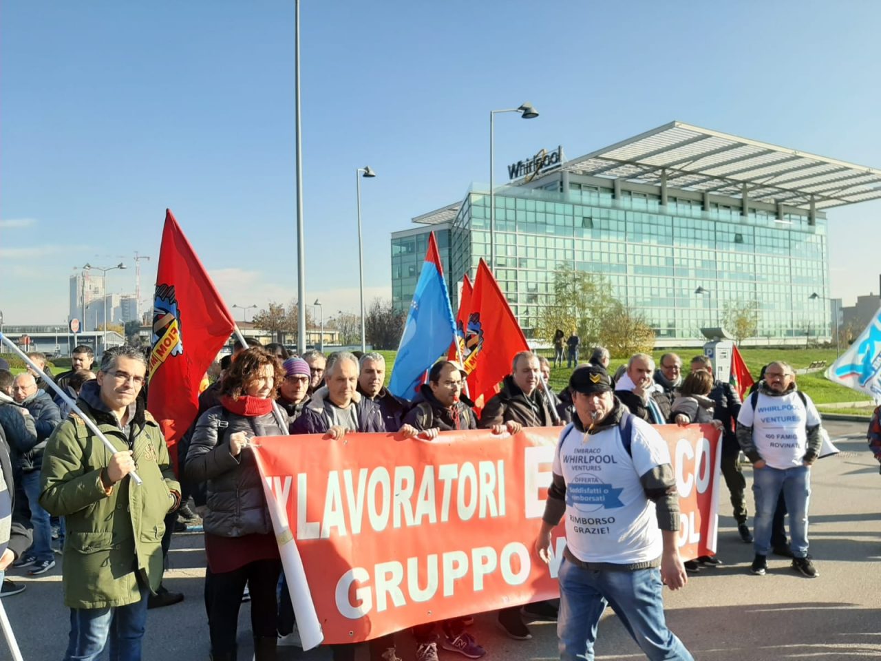 Manifestazione lavoratori, il presidio in Regione Piemonte