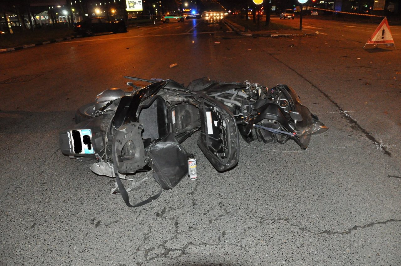 Ubriaco al volante si scontra con una moto: centauro è in prognosi riservata LE FOTO
