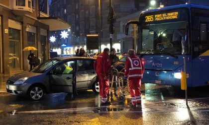 Scontro tra due auto a Chivasso: donna ferita e traffico in tilt