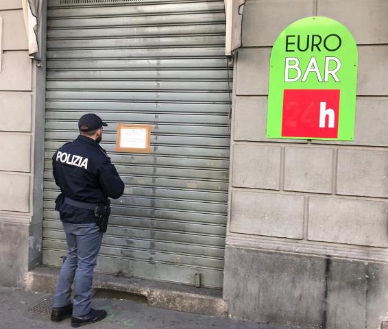 Bar chiuso dalla polizia, all’interno trovata della droga