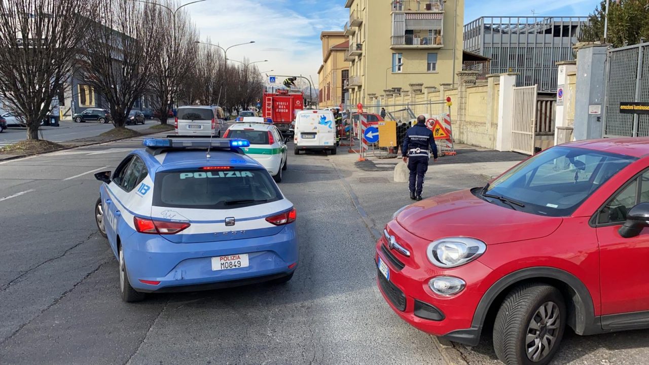 Centralina elettrica in fiamme, in migliaia senza corrente