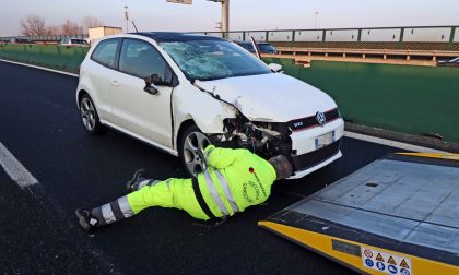 Investito e ucciso dopo l'incidente in autostrada, la vittima FOTO E VIDEO
