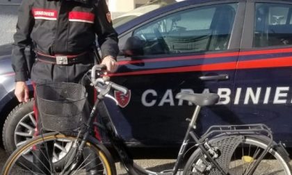 Schiamazzi notturni e furto di una bici: denunciati ragazzi di Livorno e Saluggia