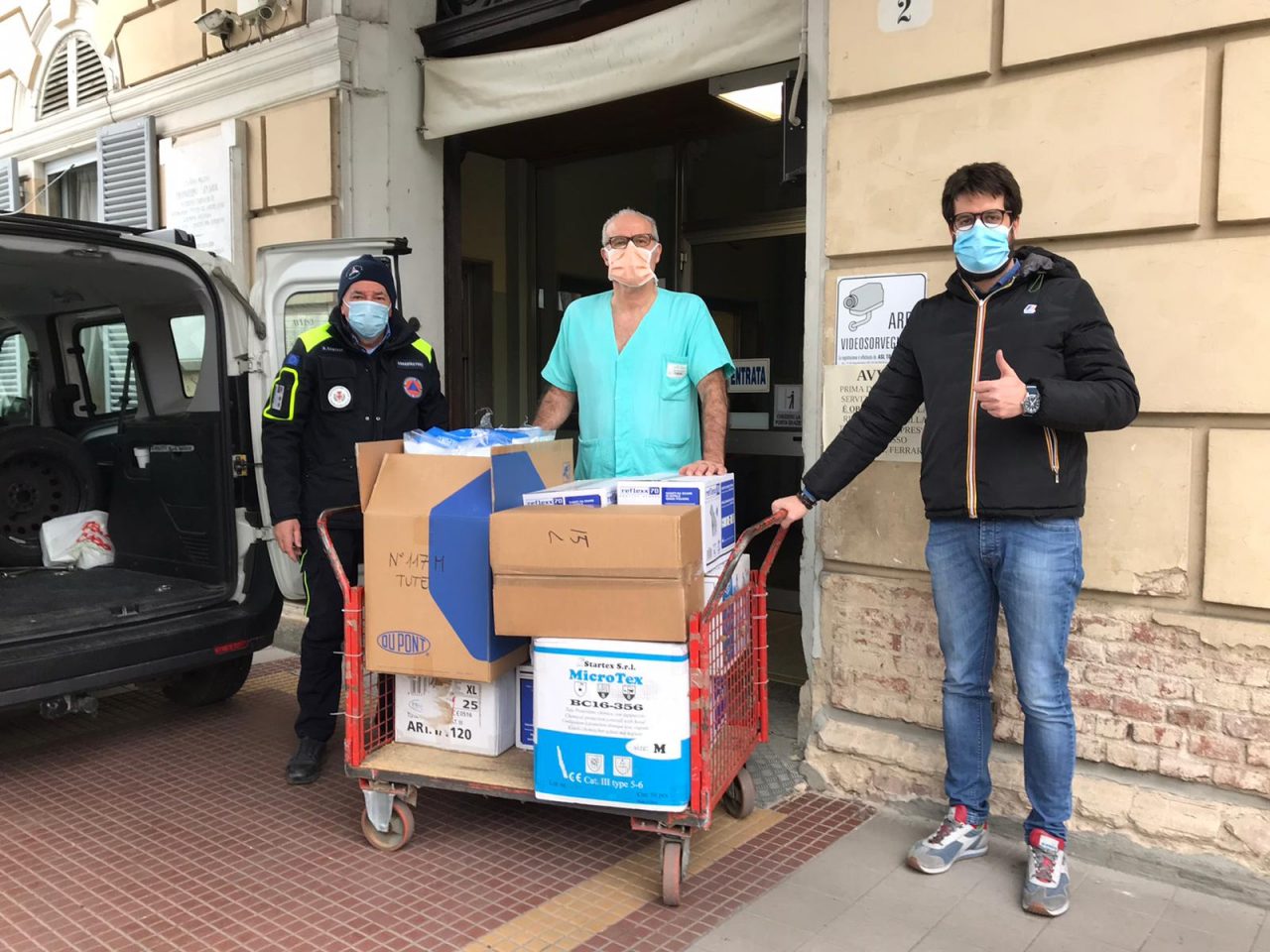 Comune di Crescentino dona materiale alle case di riposo e all’ospedale di Chivasso LE FOTO