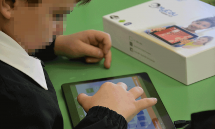 La scuola dà i tablet agli alunni