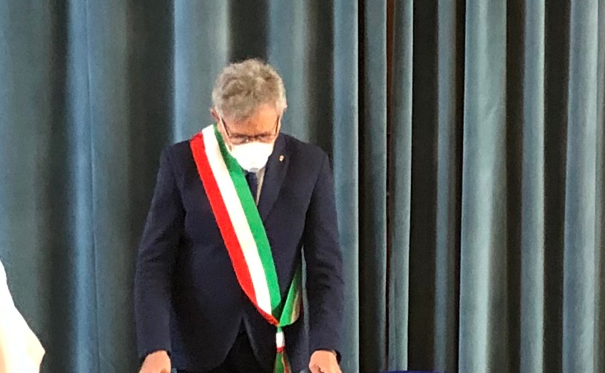 Mascherina obbligatoria negli spazi aperti a Chivasso fino al 14 giugno