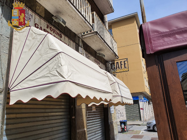 Forno e pizzeria aperti il 1 maggio: chiusi dalla polizia