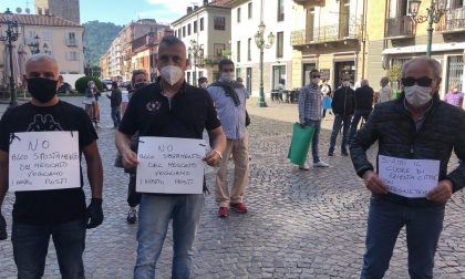 Ambulanti del mercato di Chivasso: Vogliamo restare in via Torino LE FOTO