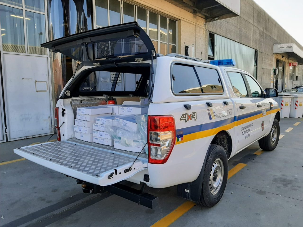 Fondazione Crt regala ambulanze e mezzi alla Protezione civile LE FOTO