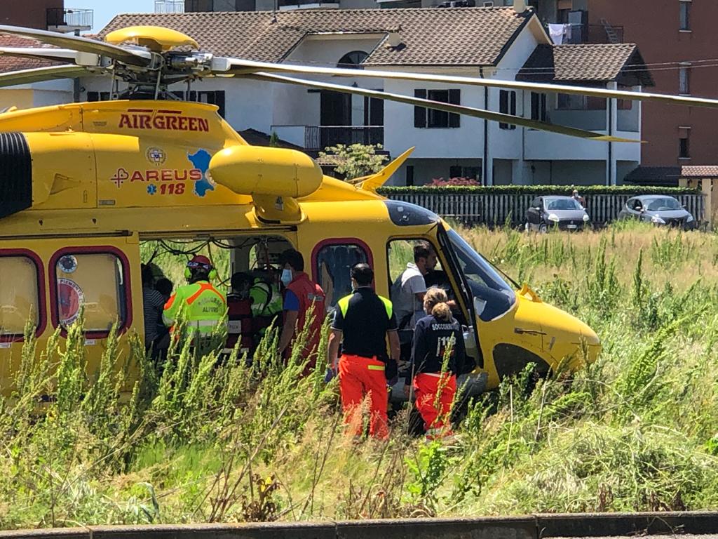 Bimbo si sente male in casa a Crescentino portato al Regina Margherita