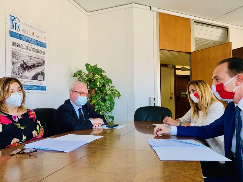Sbloccata la cassa in deroga: entro il 21 giugno i pagamenti LE FOTO