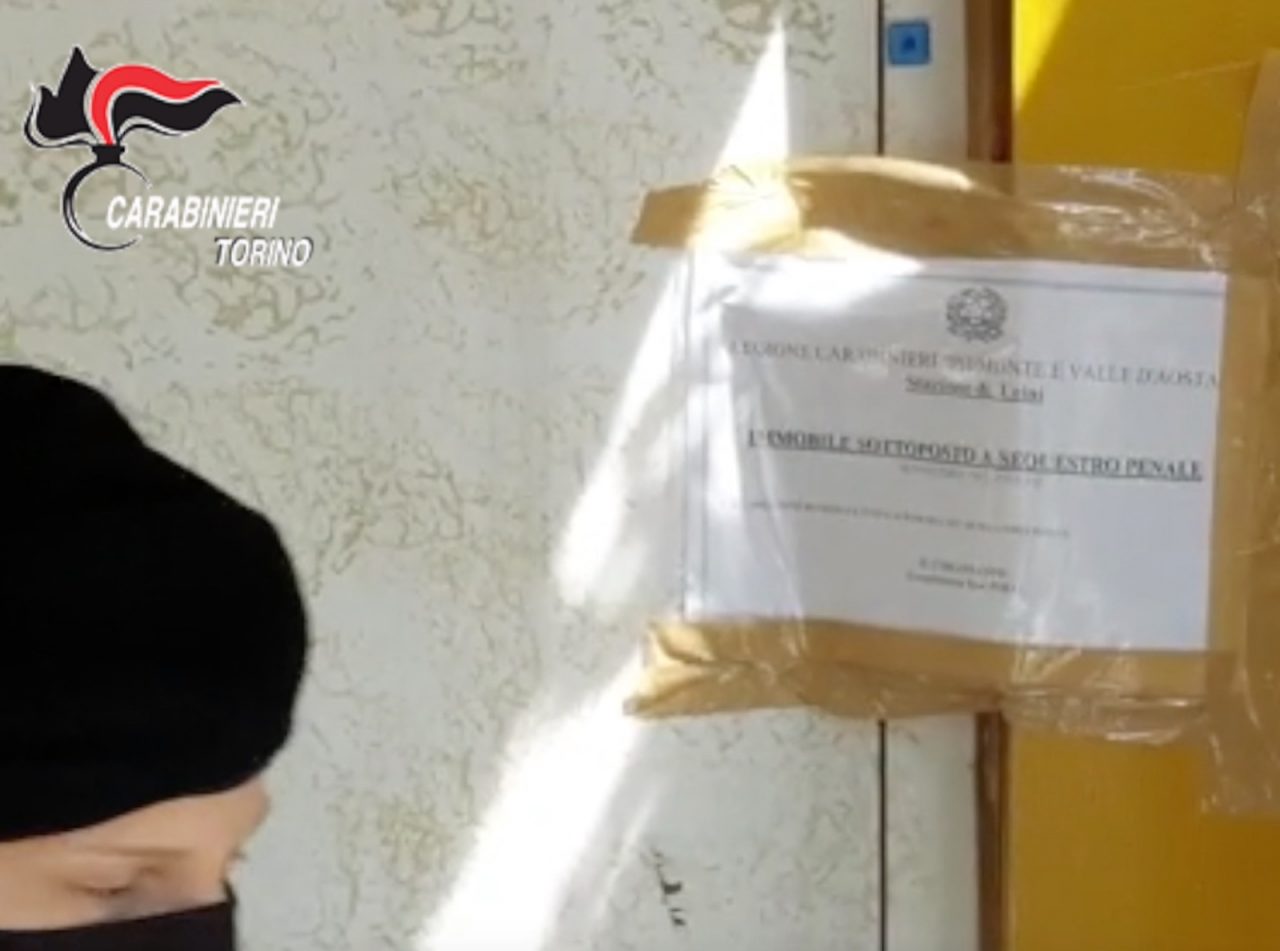Blitz al campo nomadi, trovata refurtiva rubata IL VIDEO