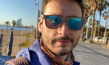 Federico morto a Barcellona durante il lockdown: oggi l’arrivo delle ceneri