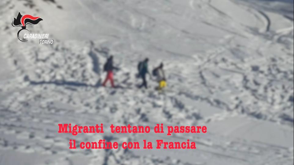 Casa cantoniera occupata per aiutare i migranti diretti in Francia