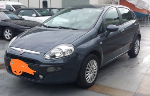 Rubata una Fiat Punto Evo, si cerca tra il Vercellese e Torinese