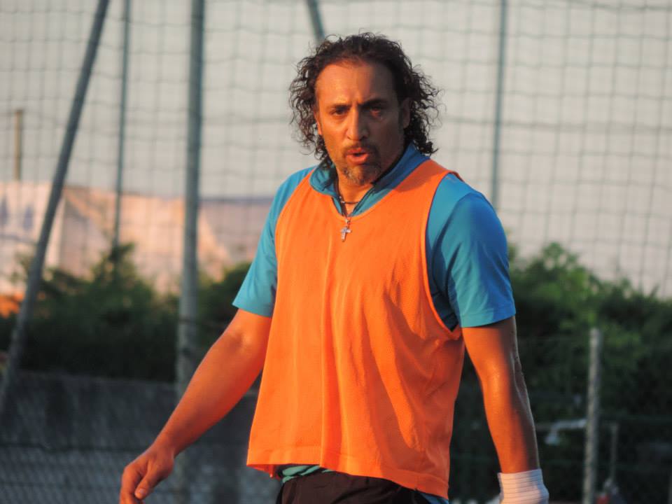 Morto sul campo sportivo di Mazzè: la moglie chiede giustizia