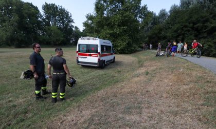 Sbalzato dalla bici sul sentiero, trasportato in ospedale