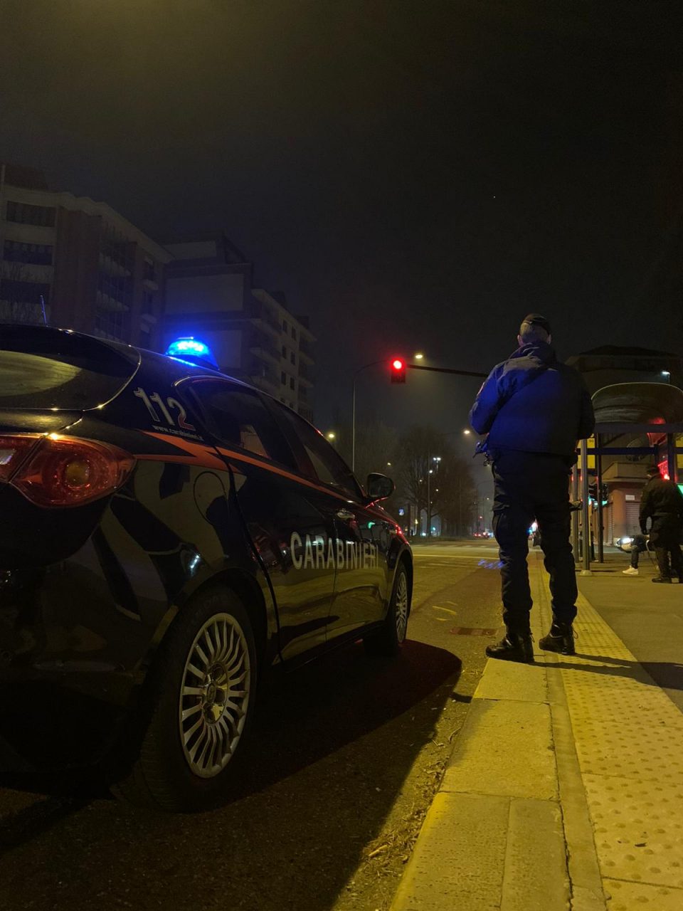 Rompe il naso al ladro della sua bicicletta