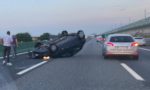 Autostrada A4, auto si ribalta all'altezza di Chivasso Ovest