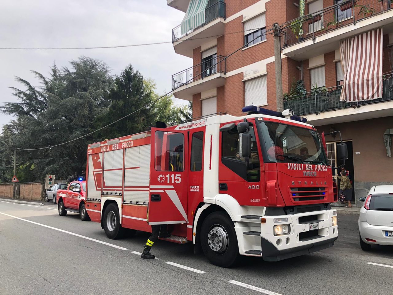 Anziana non risponde al citofono, arrivano i soccorsi ma lei stava dormendo