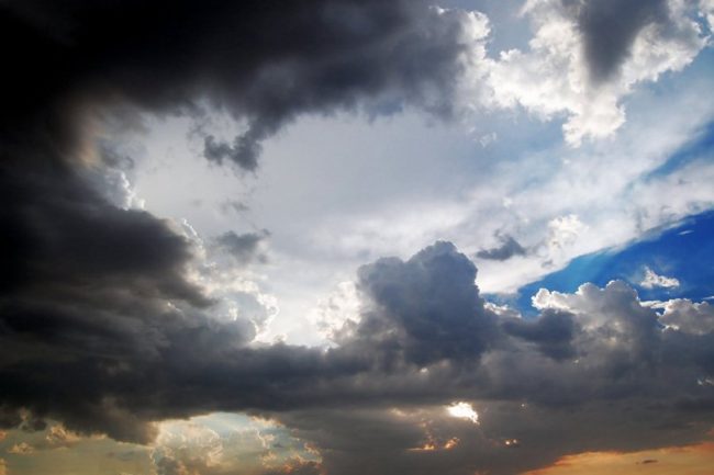 Allerta gialla con temporali e venti di foehn