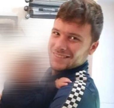 «Giustizia per Andrei»: hanno un nome gli amici da cui è stato abbandonato