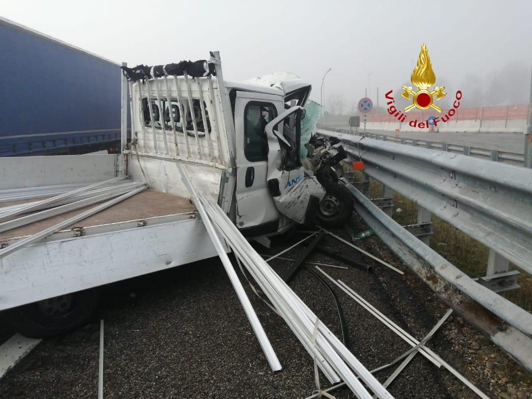 Automobilisti attenzione, incidente sull’autostrada A4 Torino-Milano