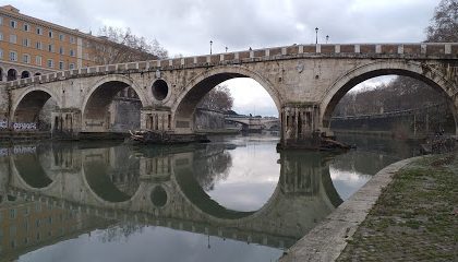 Si getta nel fiume e muore suicida il re delle feste e manager Paolo Piccardo