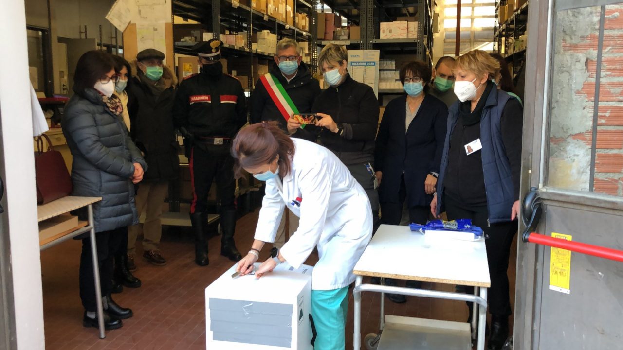 Covid, arrivati a Chivasso i primi 1170 vaccini