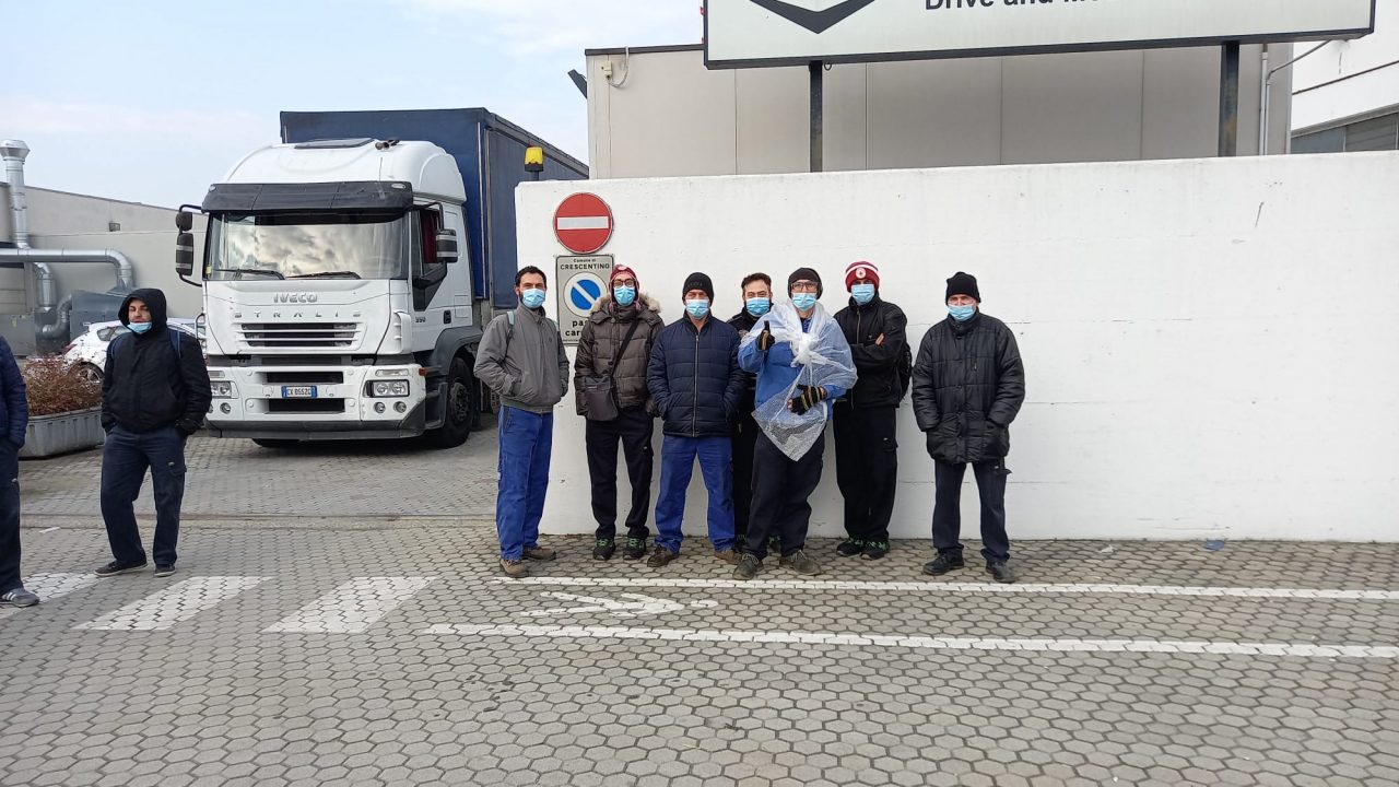Alla Dana Italcardano bloccano produzione e camion