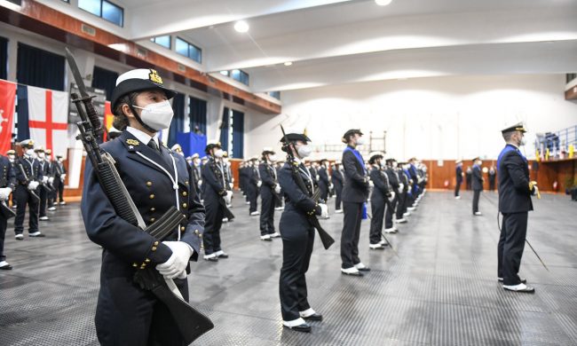 Marina militare,  4 giovani piemontesi dell’Accademia Navale giurano fedeltà alla patria