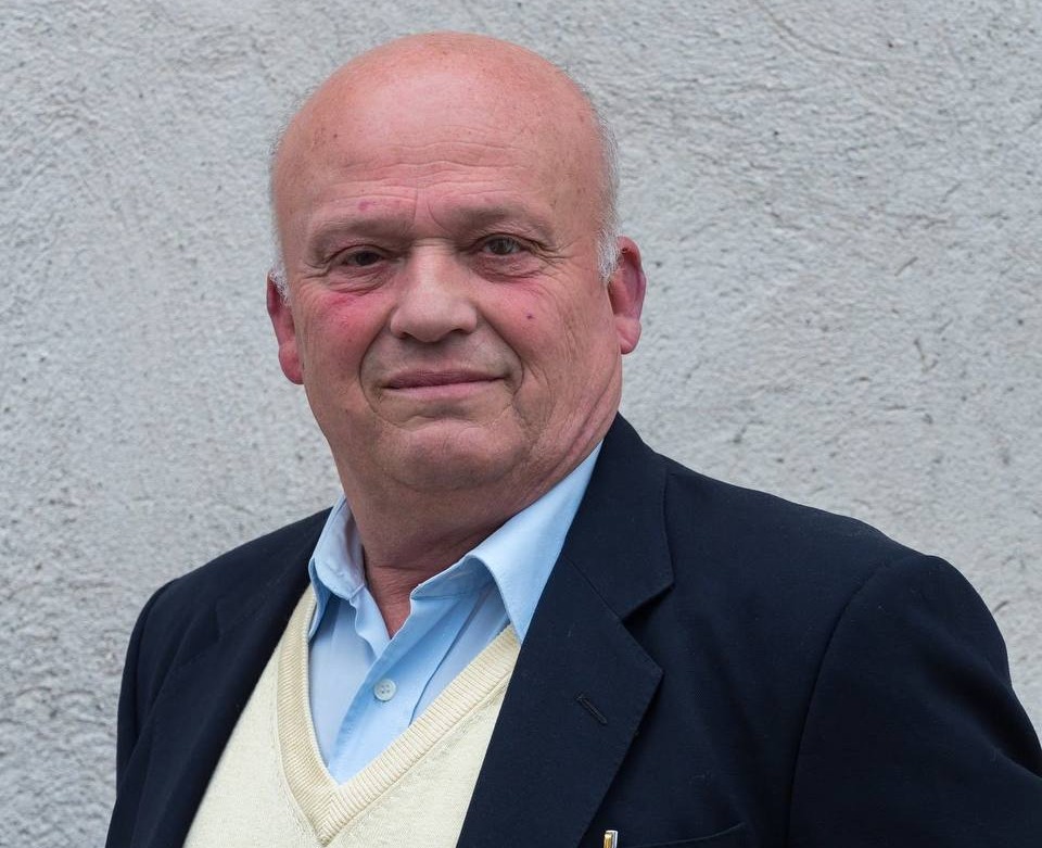 Il paese piange il grande appassionato di caccia