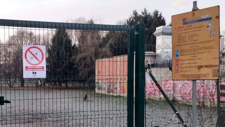 Torino Tricolore vieta il passaggio ai tossici nell’area cani
