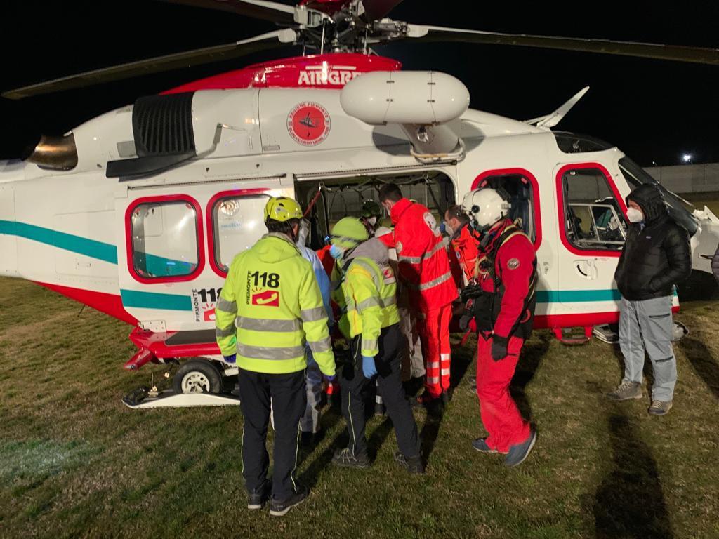 Gravissimo incidente lungo la provinciale, morta la bimba più piccola LE FOTO