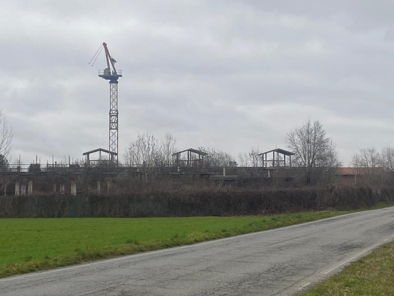 Un mutuo da 500mila euro per riqualificare l’ecomostro