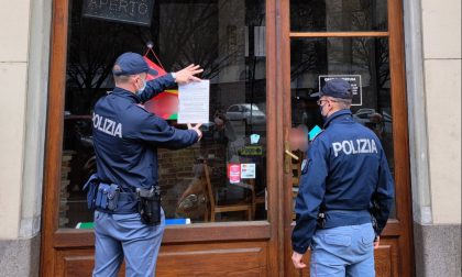 Si rifiuta di mettere la mascherina dentro ad un bar, sanzionato