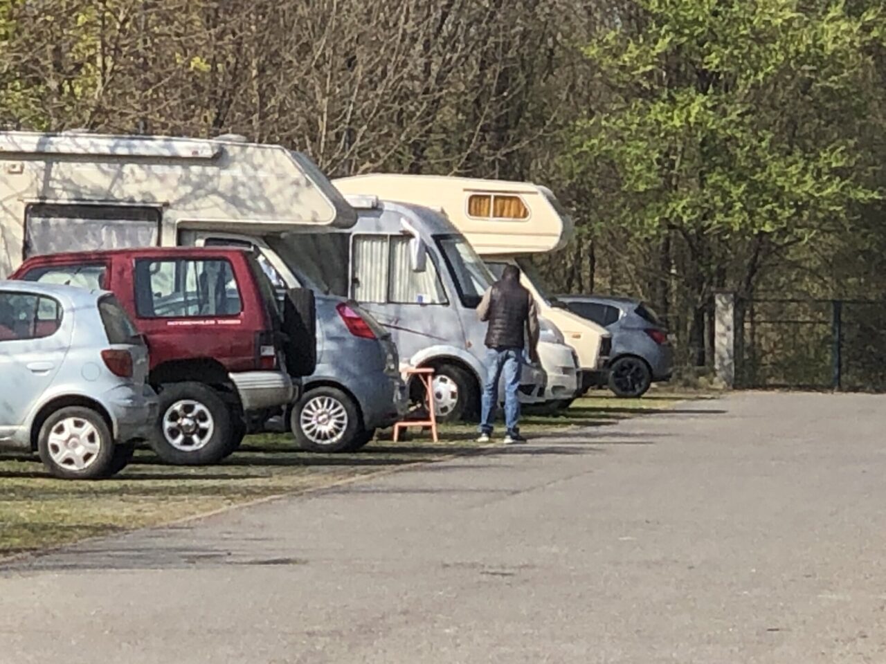 Abitano nei camper e nella baracche, la Chivasso della disperazione
