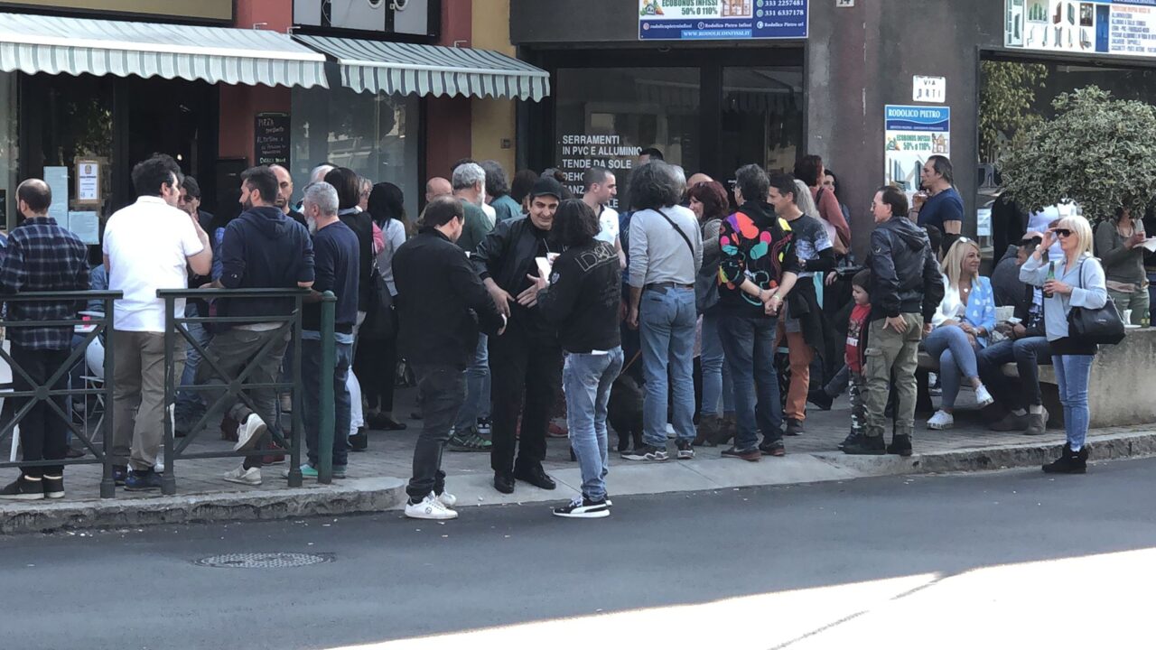 Aperitivo dissidente a La Torteria nonostante la chiusura del Prefetto LE FOTO