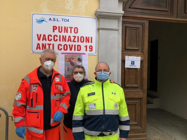 I volontari di Caluso, Verolengo e Cigliano al servizio degli hot spot vaccinali LE FOTO