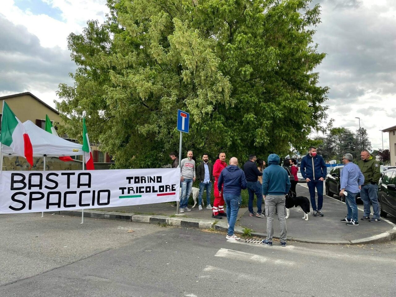 Sit in contro lo spaccio in Borgo Vittoria