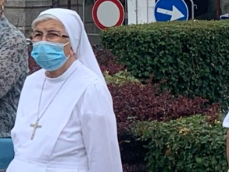 Suor Angelita lascia la città